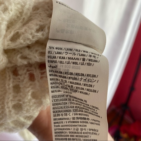 Abercrombie & Fitch Cream Wool Blend Sweater, Lrg - Picture 3 of 5